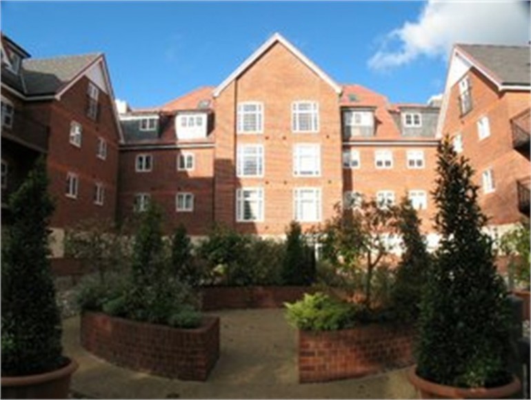 Dorchester Court, London Road, Camberley