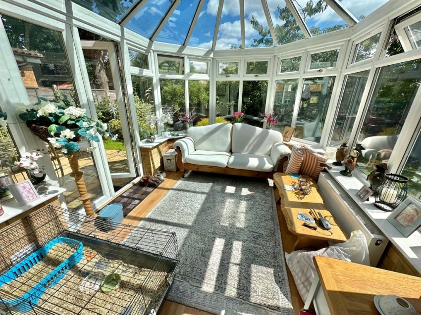 Images for Angers Close, Camberley