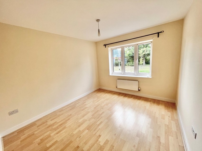 Images for Hornchurch Square, Farnborough