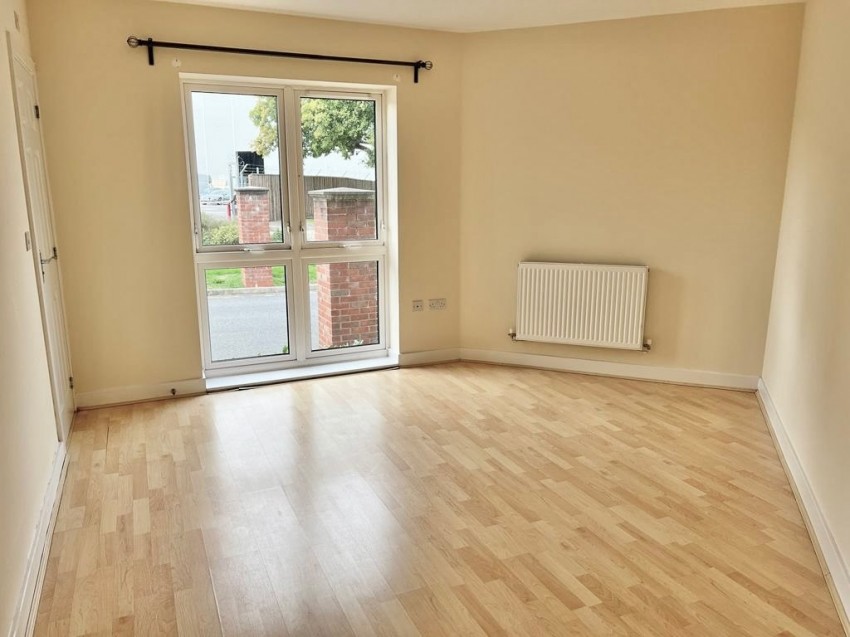 Images for Hornchurch Square, Farnborough