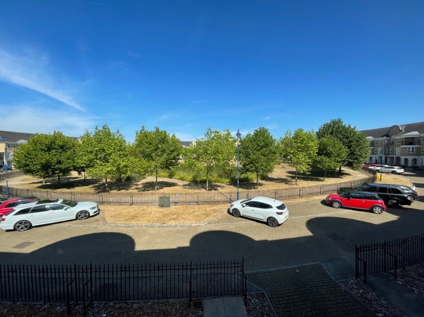 Images for Dettingen Crescent, Deepcut, Camberley