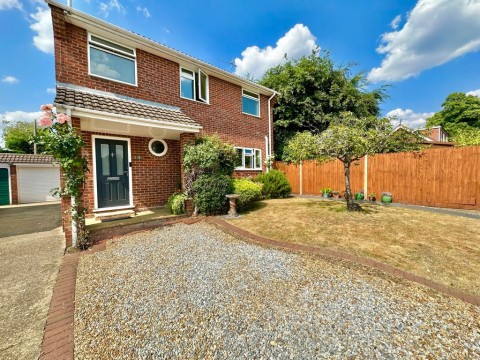 View Full Details for Elmcroft Close, Frimley Green