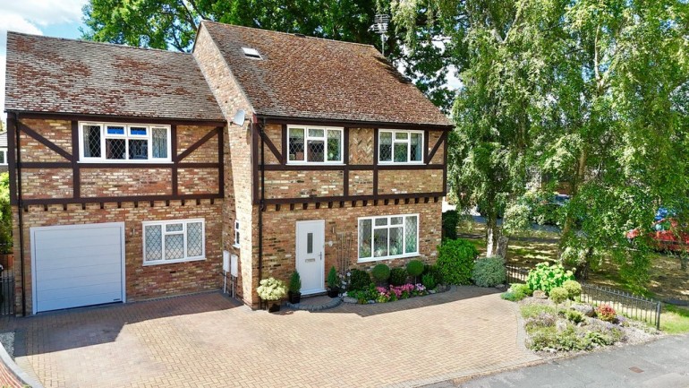 Henley Drive, Frimley Green