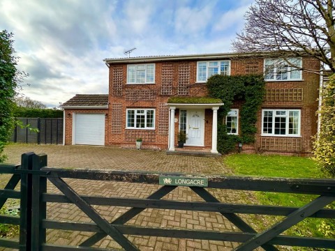 View Full Details for Stratford Road, Ash Vale