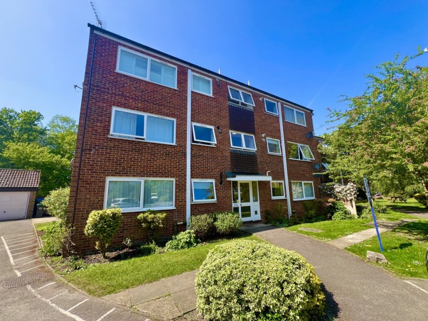 Images for Henley Drive Frimley Green,Surrey GU16 6JT