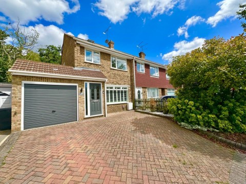View Full Details for Nightingale Drive, Mytchett, Camberley