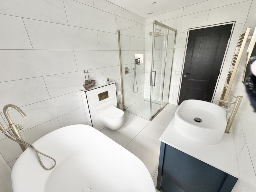 Images for Prior Croft Close, Camberley