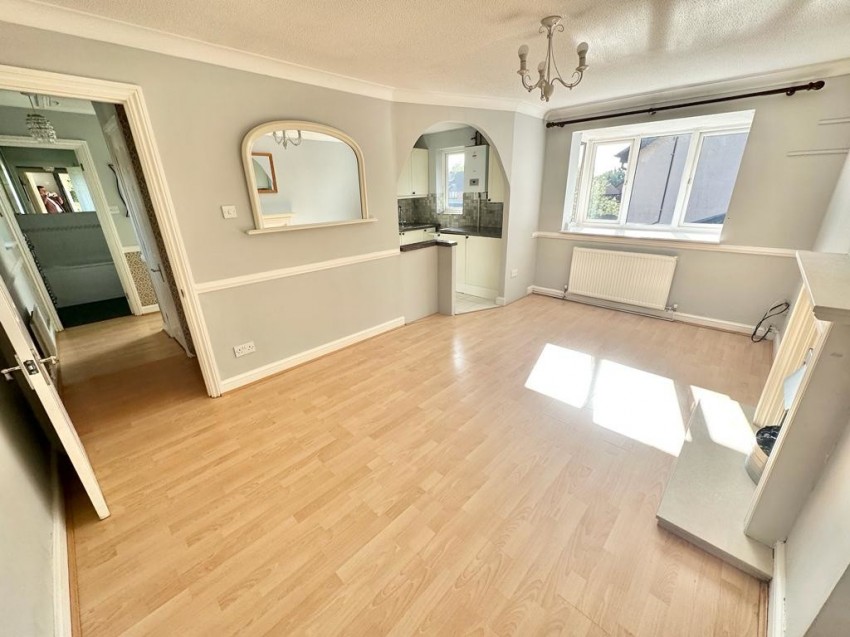 Images for Wantage Road, College Town