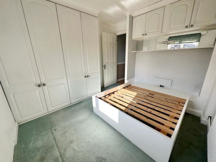 Images for Wantage Road, College Town