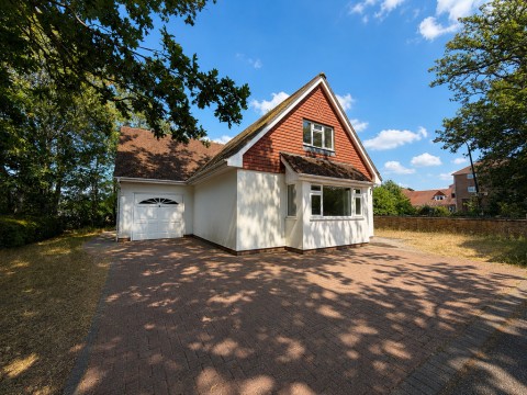 View Full Details for Fleet Road, Aldershot